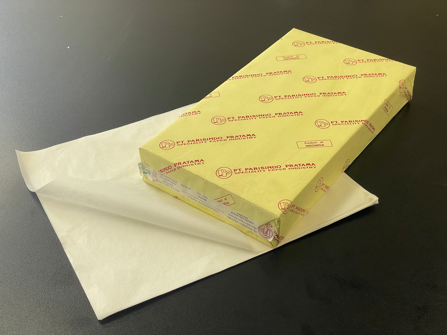 1/3 Cut (400x220mm) | White Greaseproof Paper 26GSM (1200pcs/ream)