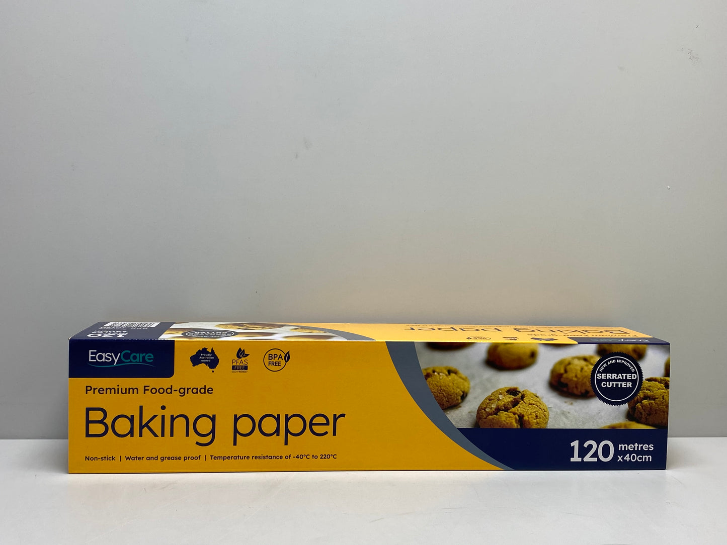 EasyCare Premium Food-grade Baking Paper Serrated Cutter 120mx40cm (1 Roll)